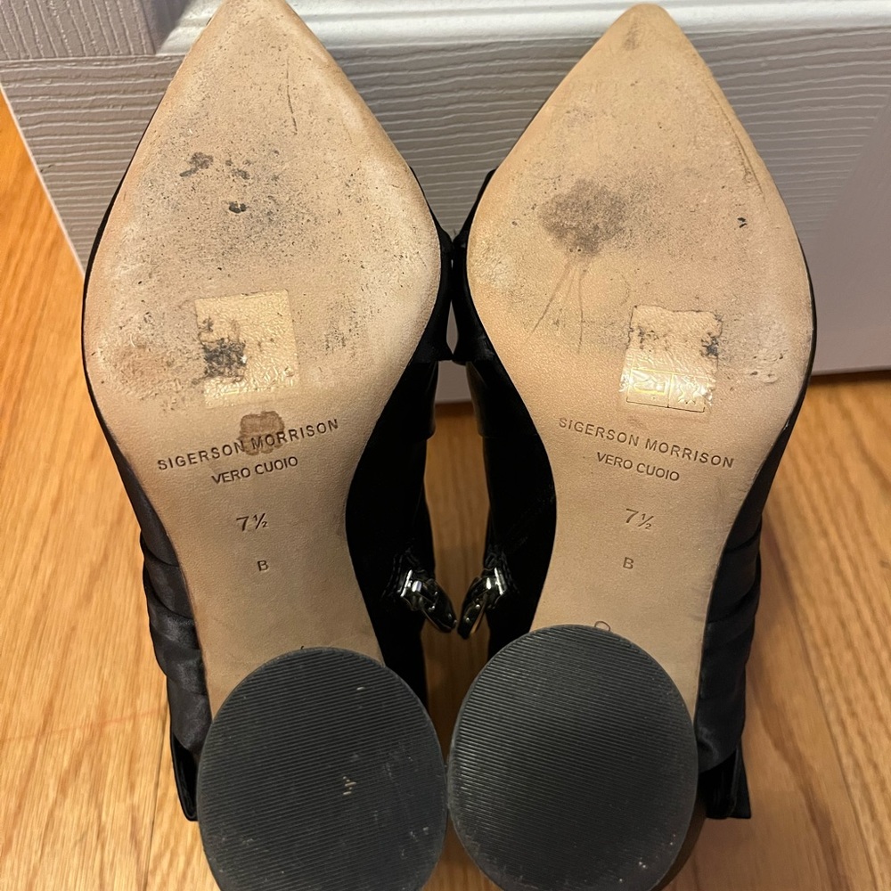 Diversion Morrison Bow Satin Booties - image 5